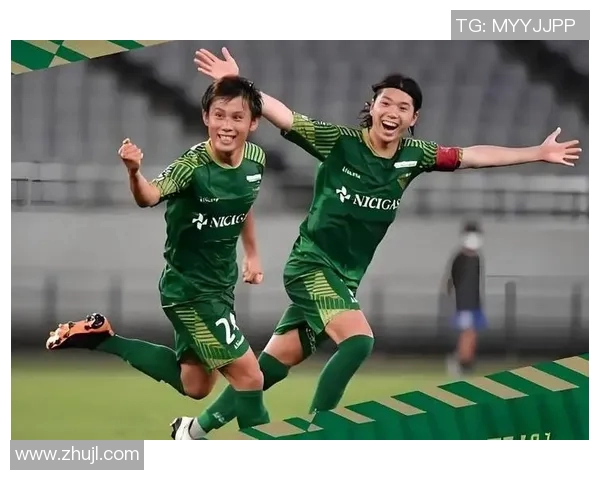 东京绿茵迎战爱媛FCC全力争胜展现足球魅力与激情